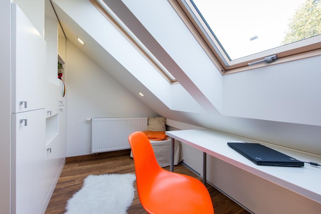 Charming 2-Level Apartment - Podgorze, Old Town Krasków Rom bilde
